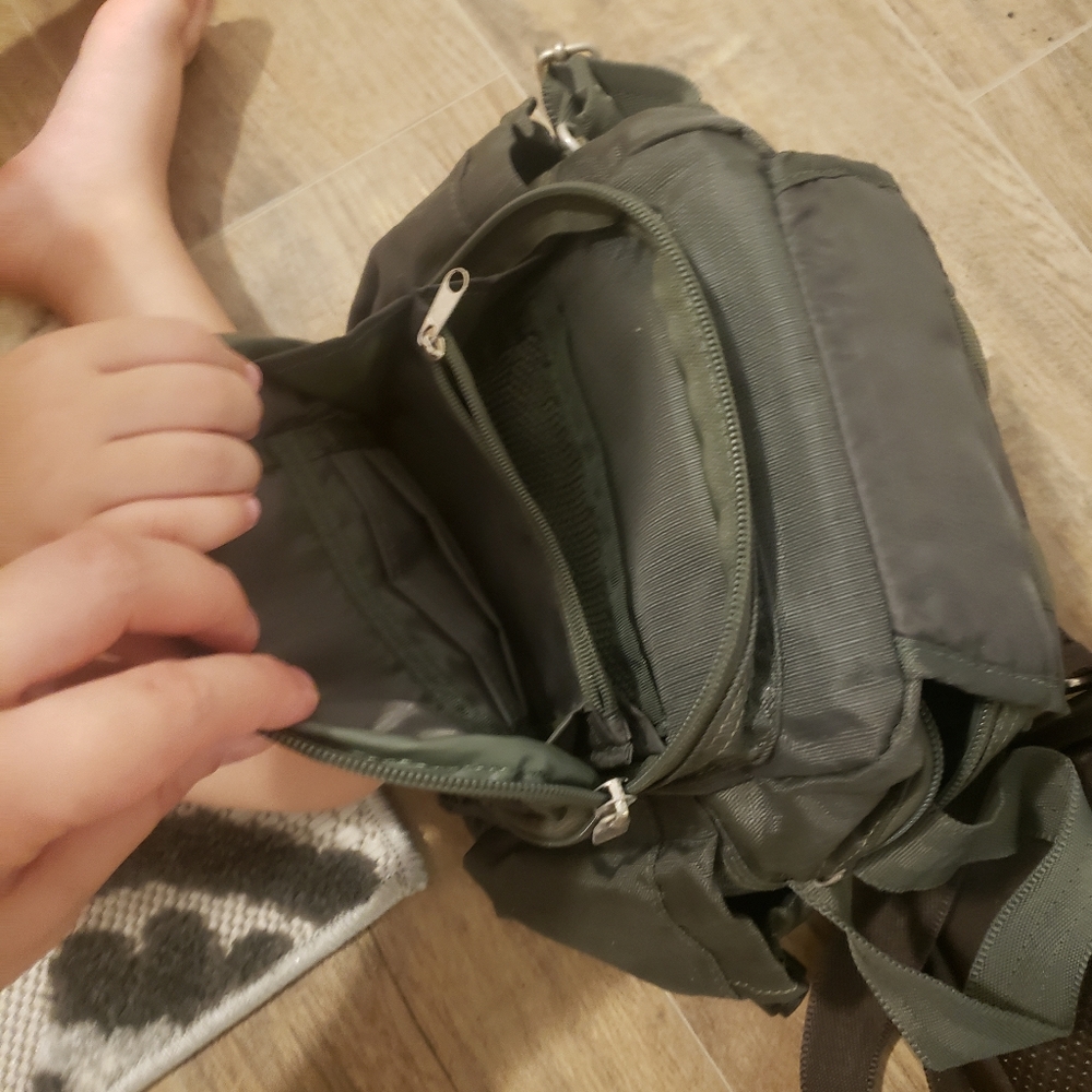 Bags - Picture 5 of 5